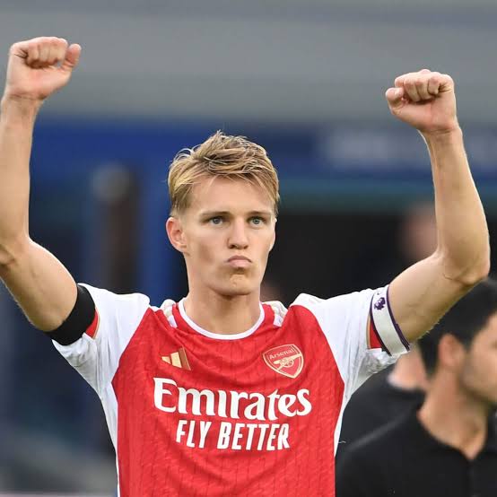 EPL: Brilliant player, we’re lucky to have him – Odegaard hails Arsenal star